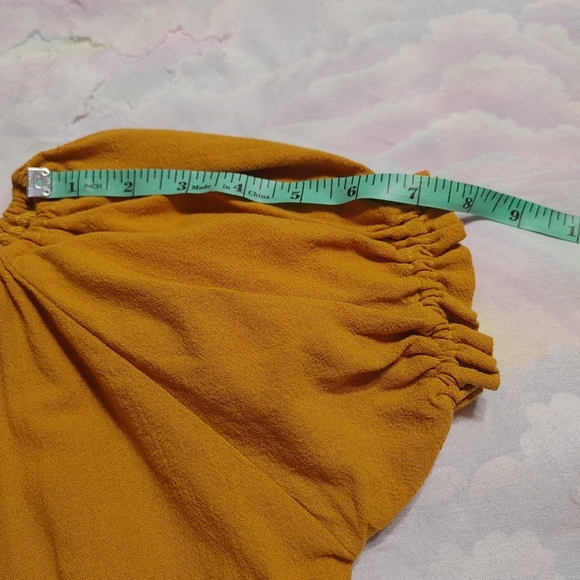 Boutique Brand Peasant Top - Picture 11 of 11